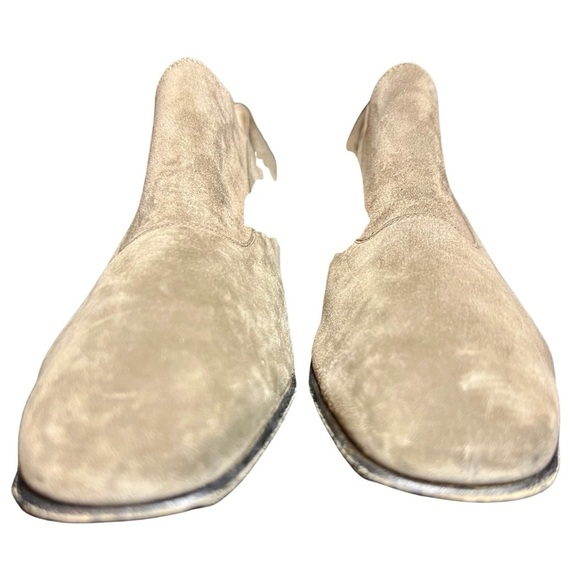 Salvatore Ferragamo Suede Heels (Size 8 AA) - Picture 6 of 9